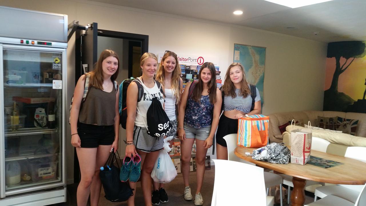 Loft 109 Backpackers Hostel Тауранга Екстериор снимка