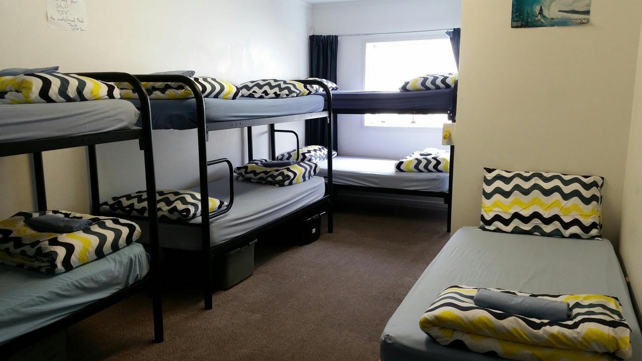 Loft 109 Backpackers Hostel Тауранга Екстериор снимка