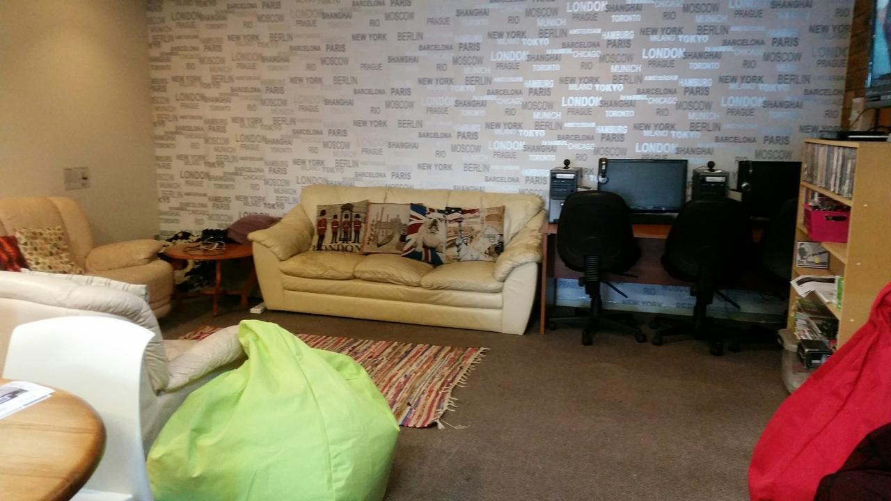 Loft 109 Backpackers Hostel Тауранга Екстериор снимка